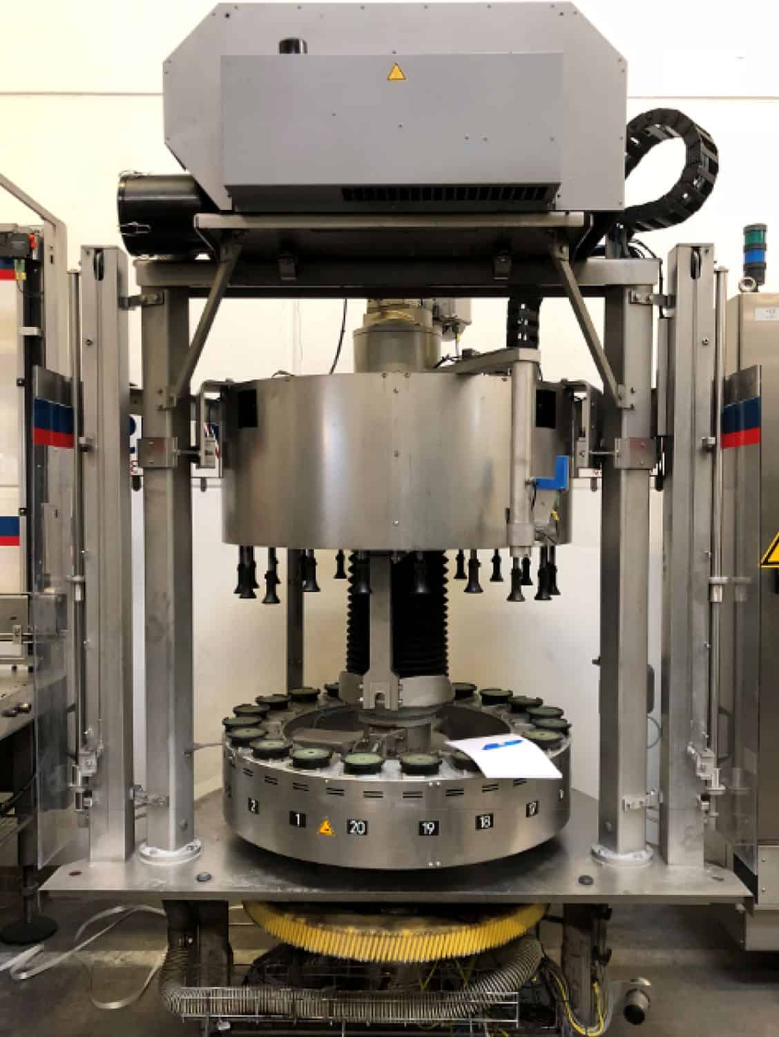 Arbeitsraum der KHS Innoket 360 - 145 PT